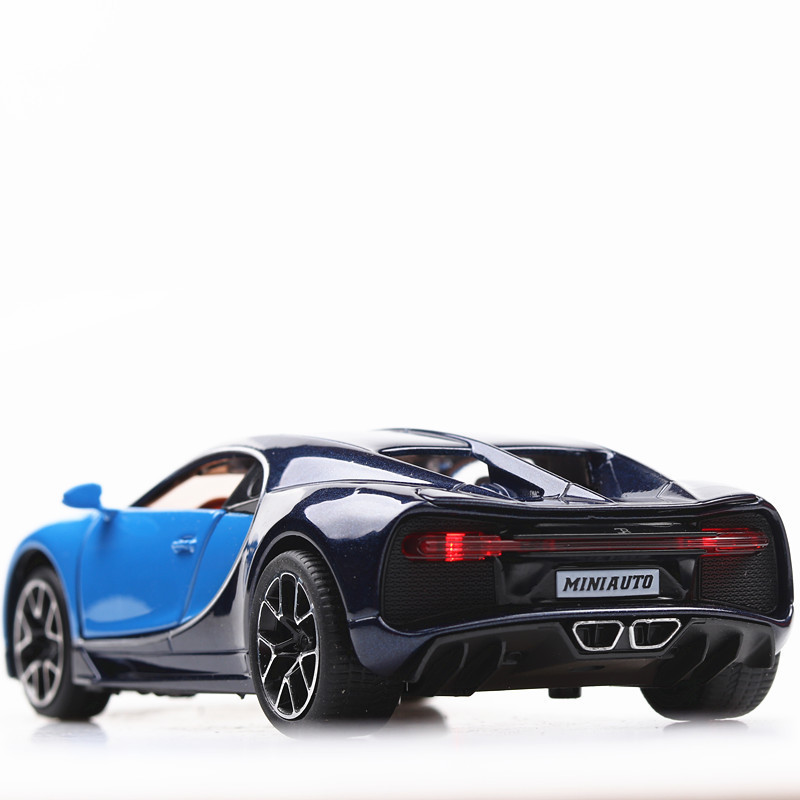 1:32 Chiron Simulation Superca - Photography Lighting Simulator Free recension och pris